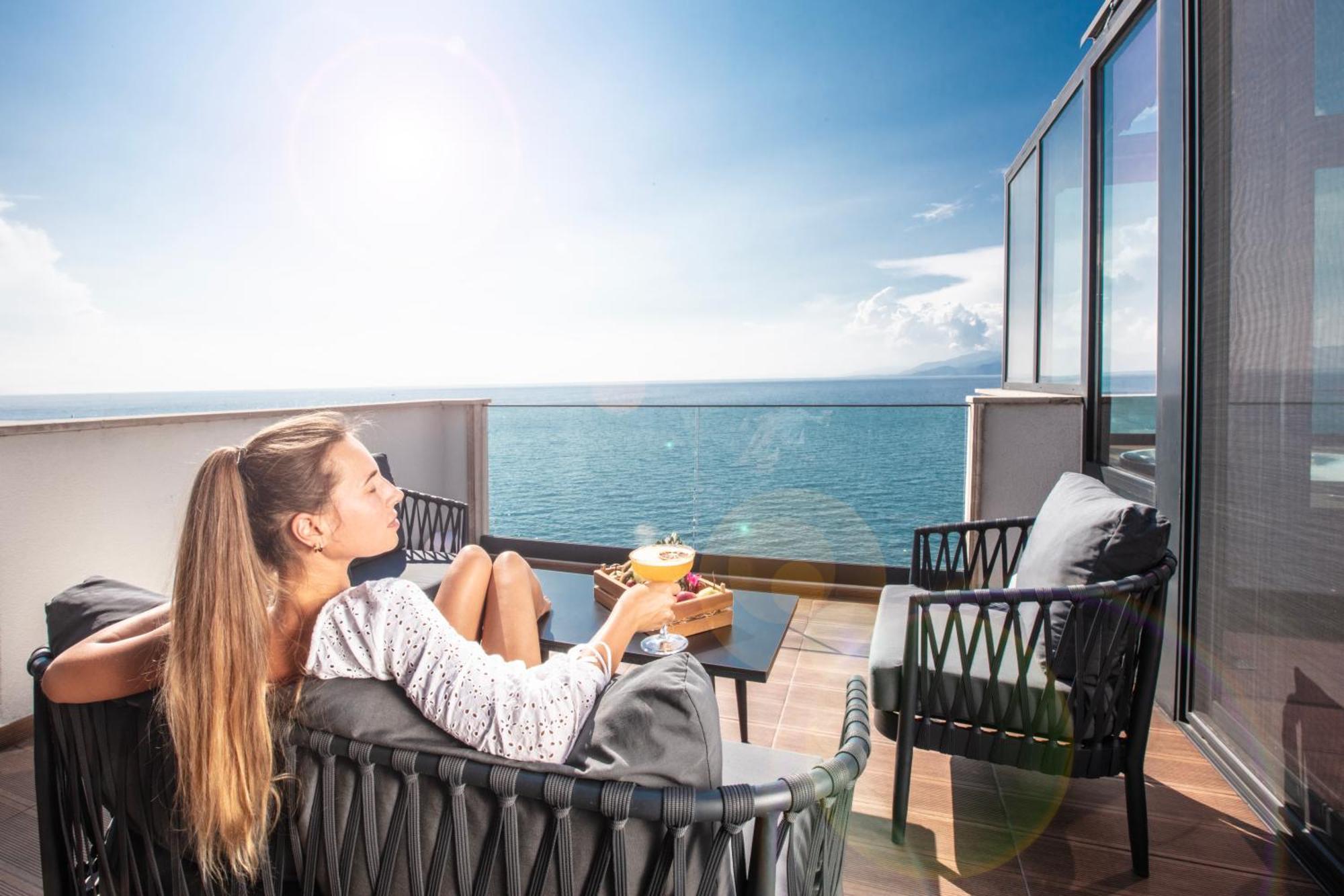 Charisma De Luxe Hotel Kusadasi Luaran gambar
