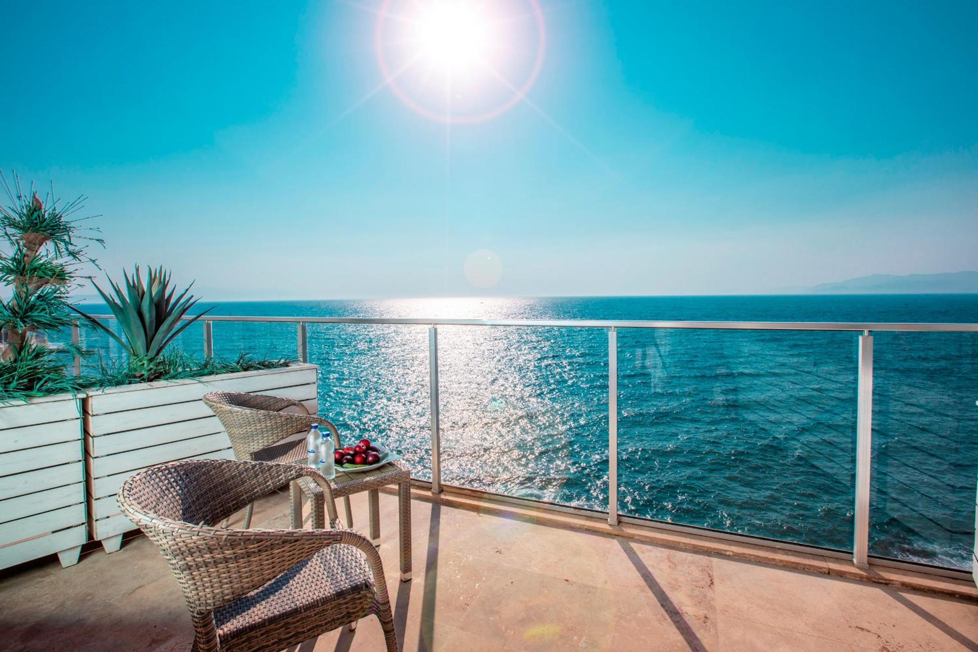 Charisma De Luxe Hotel Kusadasi Luaran gambar