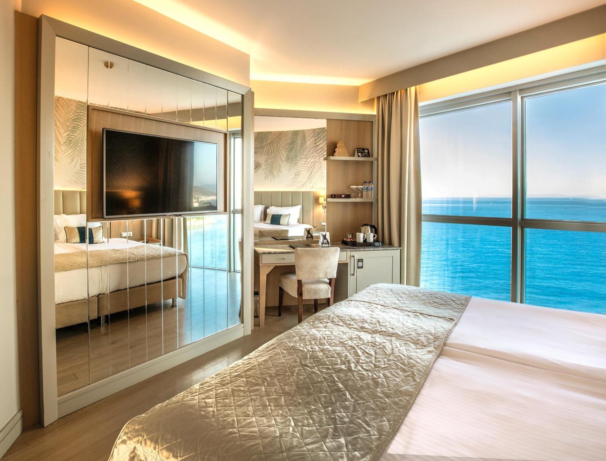 Charisma De Luxe Hotel Kusadasi Luaran gambar
