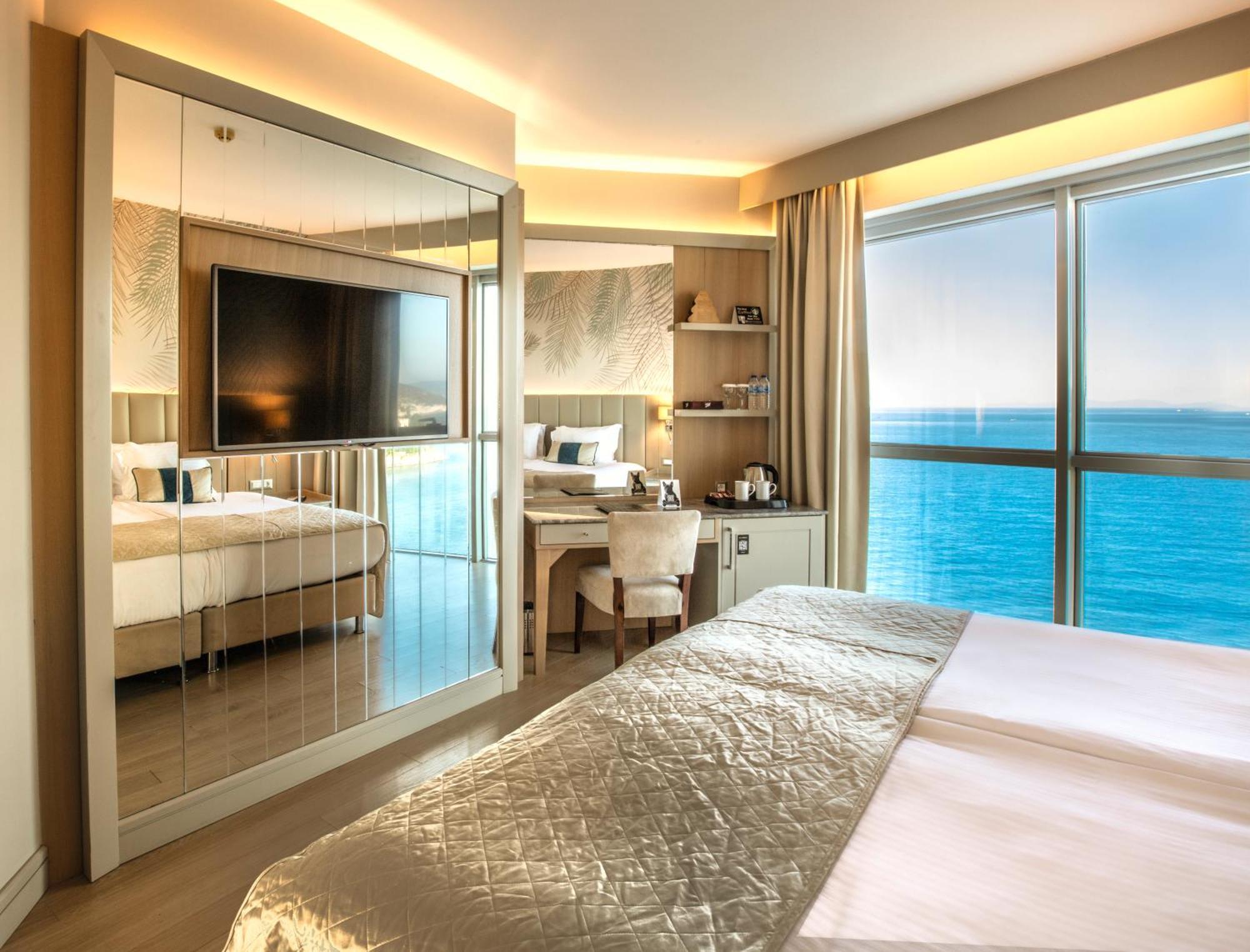 Charisma De Luxe Hotel Kusadasi Luaran gambar