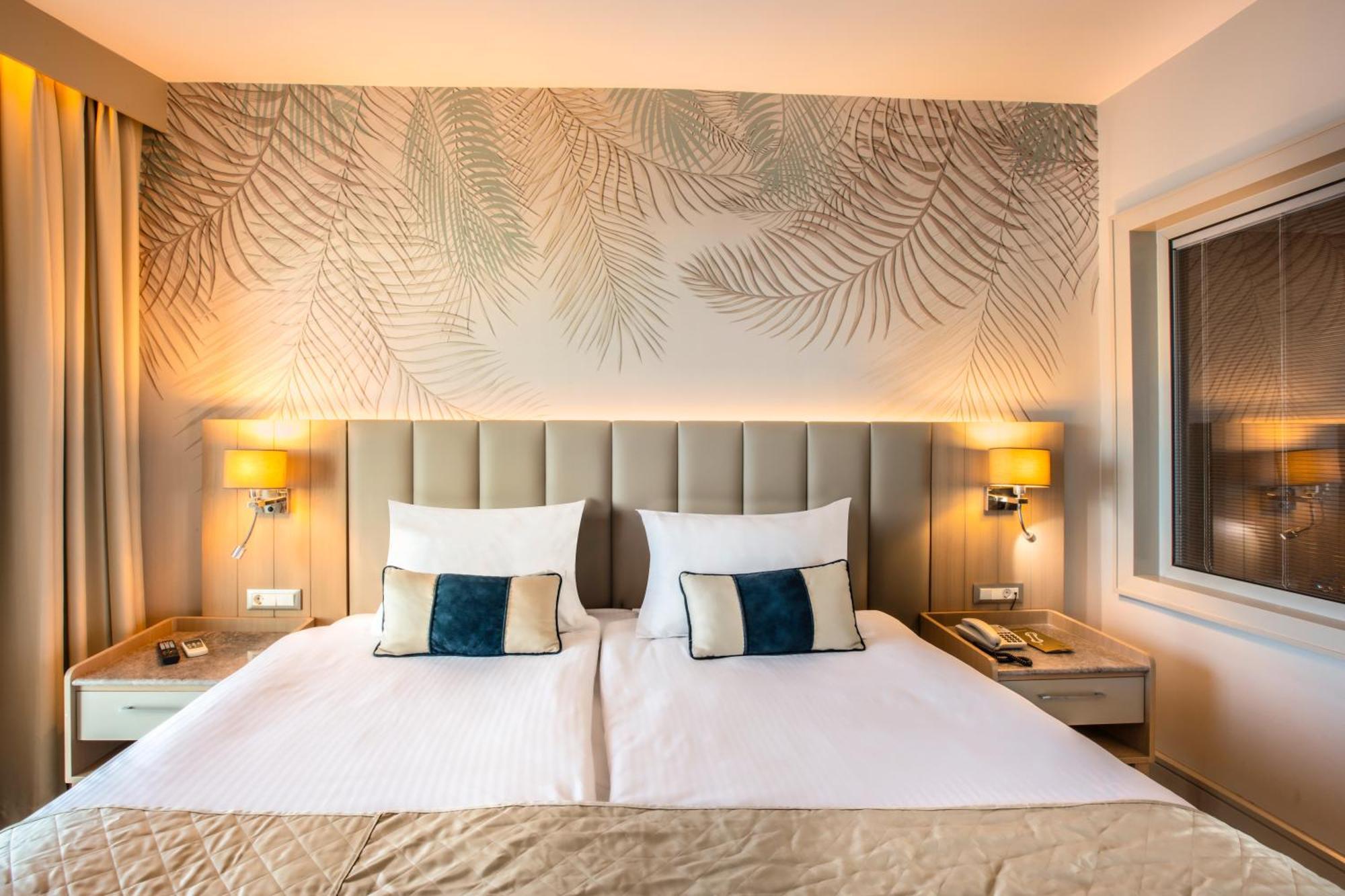 Charisma De Luxe Hotel Kusadasi Luaran gambar